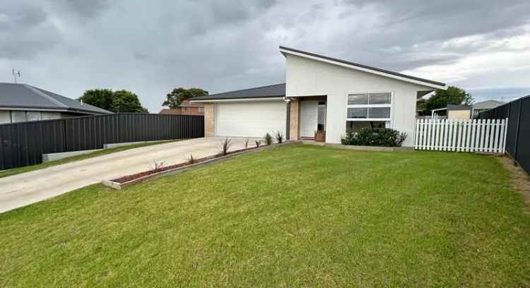 House For Sale in Inverell, New South Wales