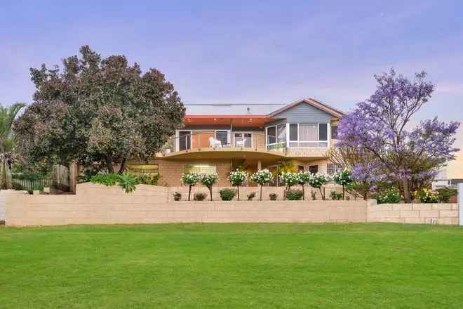 House For Sale in City of Swan, Western Australia