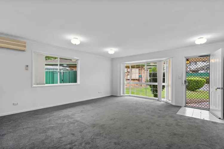 Villa For Rent in Brisbane City, Queensland