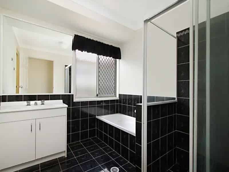 Real Estate For Lease - 9 Indica Crescent - Regents Park , QLD