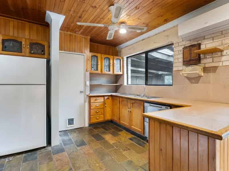 3 Separate Accommodations on 2.5 acres in a Central and Convenient Location.