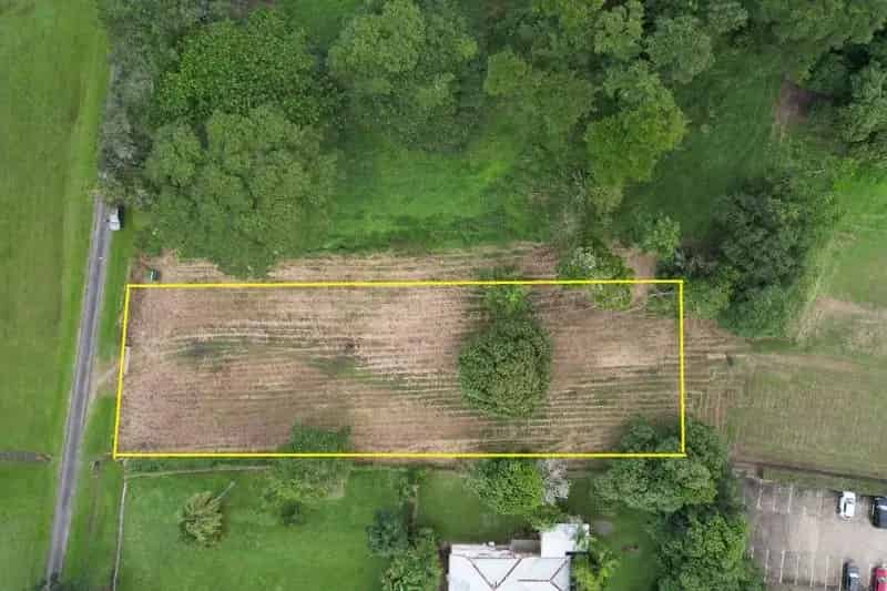 Buy Residential Block in Ingham with Dual Titles and Great Potential