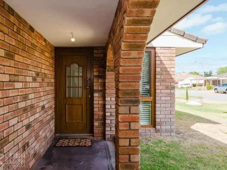 Beachside Home in Silver Sands - Renovated with Charm