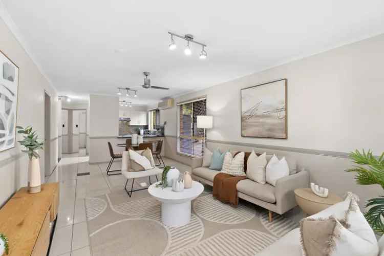 Absolute Ground Floor Villa Near Kedron Brook Bikeway