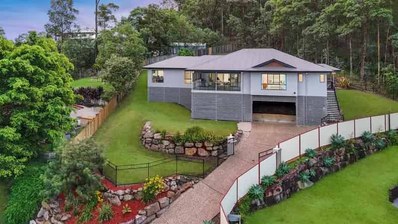 Prestige Living at Its Finest - Commanding Executive Residence on 2243m2