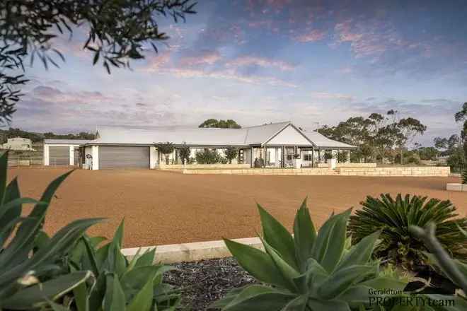 House For Sale in Geraldton, Western Australia