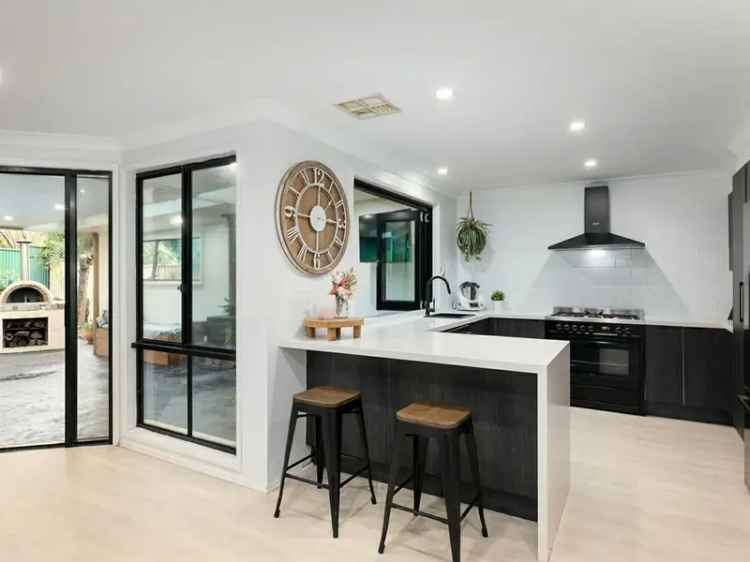 Gorgeous Family Retreat Near Erina Fair and Terrigal Beach