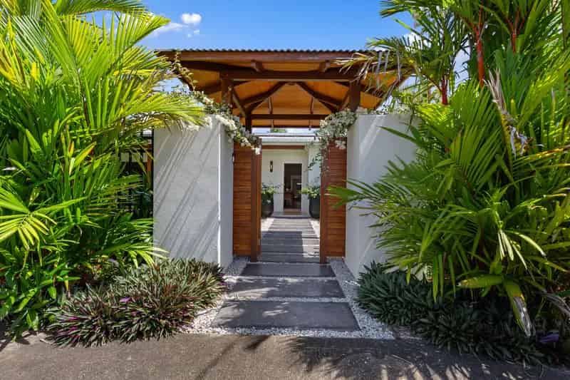 BEACHSIDE OASIS