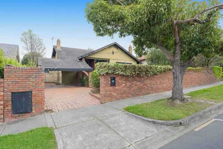 Hawthorn Property Renovation Redevelopment Opportunity 961sqm Block