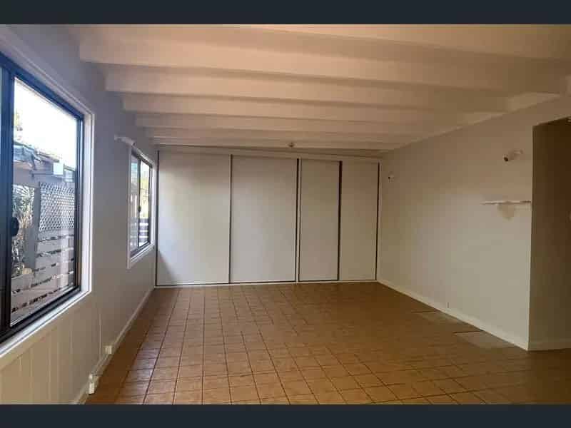 Great Investment Opportunity Over 7.7% Gross Return!