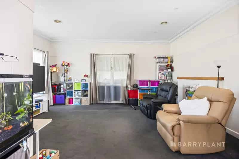 Great Location near all Amenities