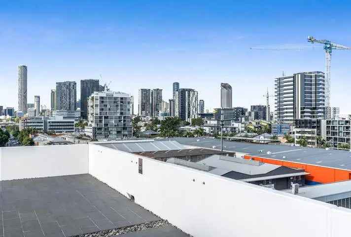 West End Office Space Rooftop Deck Parking