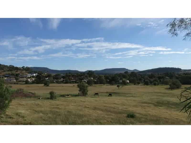 Buy land in Gunnedah with views in Parkview Estate