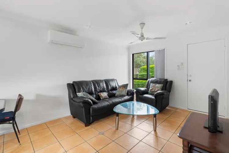 Buy Townhouse in Eight Mile Plains with Spacious Courtyard and Modern Features