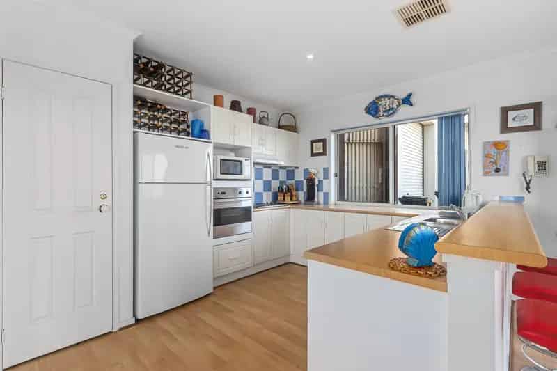 2 Storey Brick Home with Sweeping Ocean Views