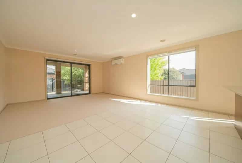 House For Rent , 2, Gawler Way, Melbourne, Victoria