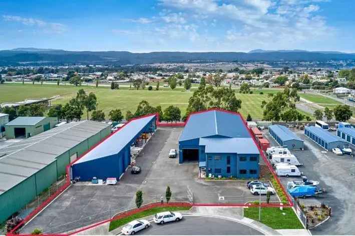 Expansive Industrial Facility Invermay