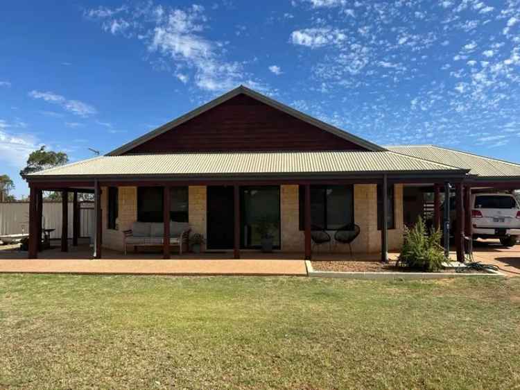 House For Sale in Geraldton, Western Australia