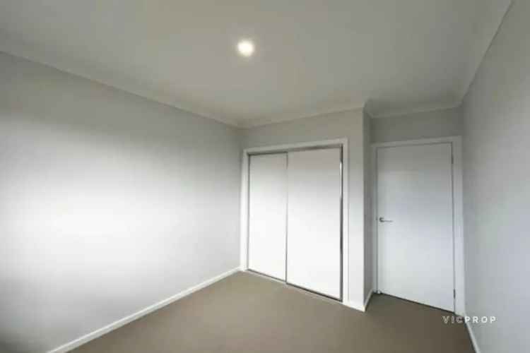 4 Bedroom Family Home 171m² Melbourne