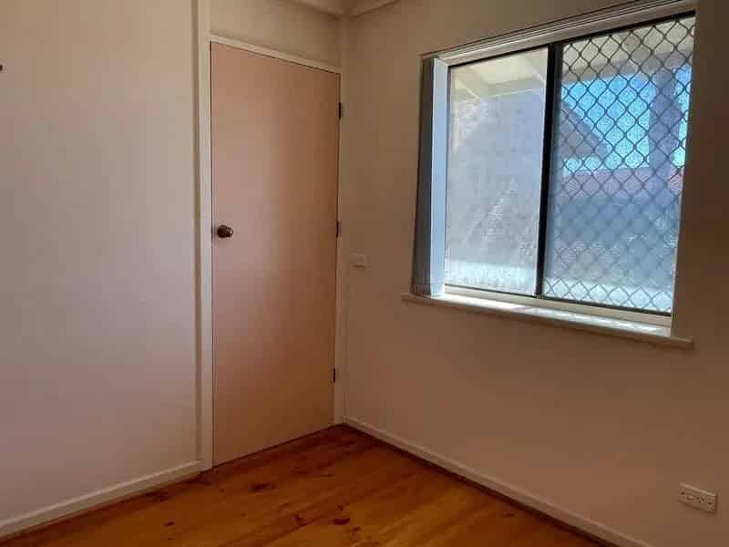 2 rooms house of 73 m² in Adelaide