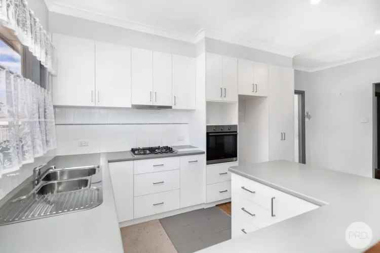 RENOVATED THREE BEDROOM HOME ACROSS FROM STOCKLAND SHOPPING CENTRE