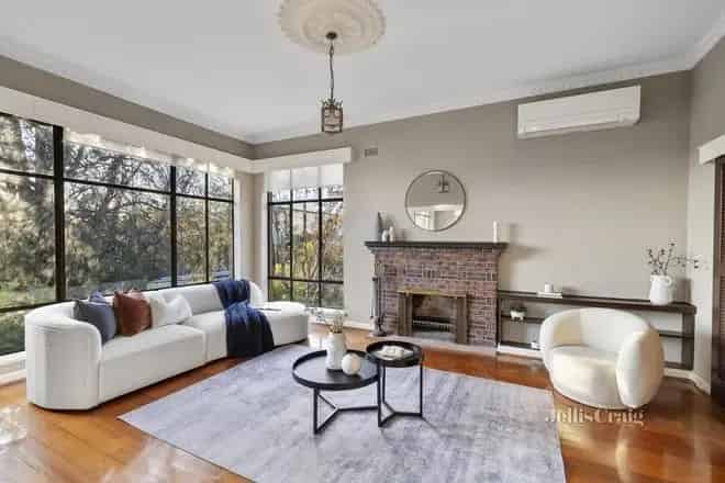 House For Sale , 22, Burke Road North, Melbourne, Victoria