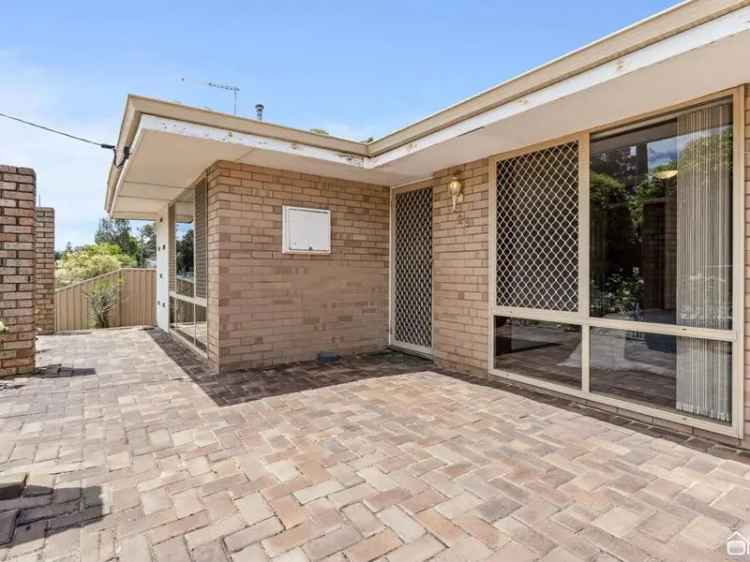 House For Sale in Kelmscott, Western Australia