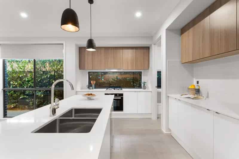 Luxury Ex-Display Home in Prestigious Miravale Estate