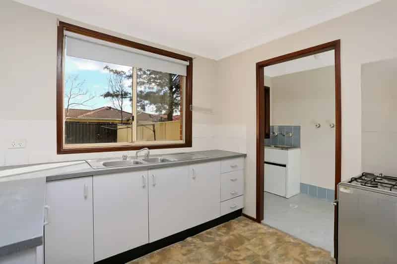 Real Estate For Lease - 2/28 Neilson Crescent - Bligh Park , NSW