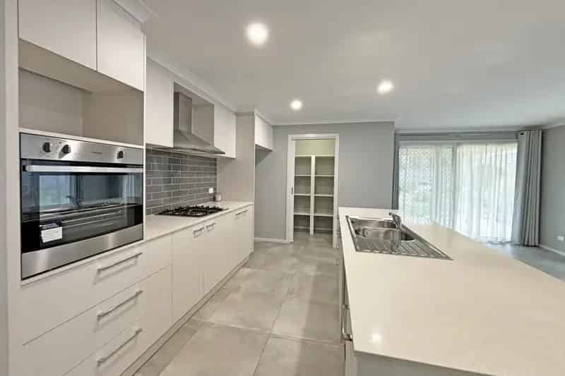 House For Rent , 36, Willandra Circuit, Warragul, Victoria
