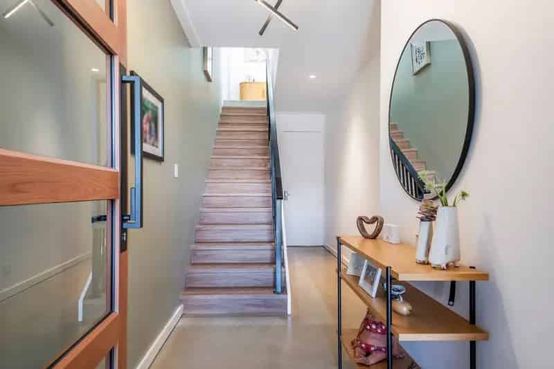 House for Sale in Mandurah with Stunning Marina Views and Granny Flat
