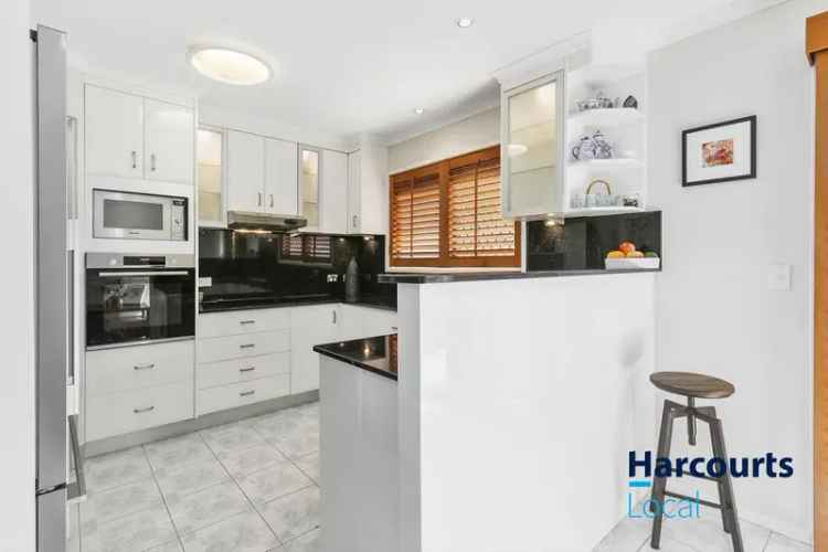 Perfectly Positioned Family Home in Great Location!