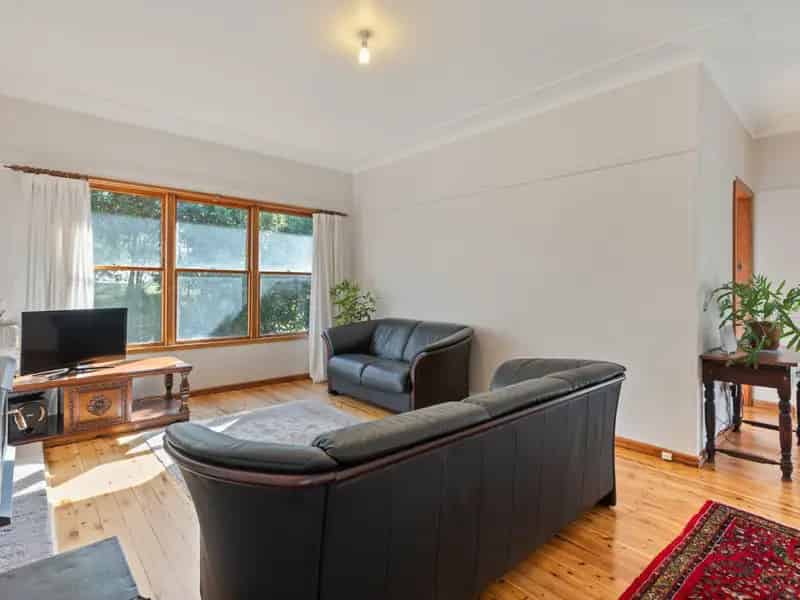 Buy House in Bega with High Ceilings and Stunning Features