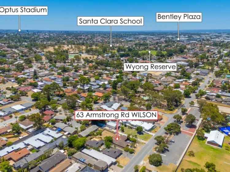 House For Sale in City of Canning, Western Australia