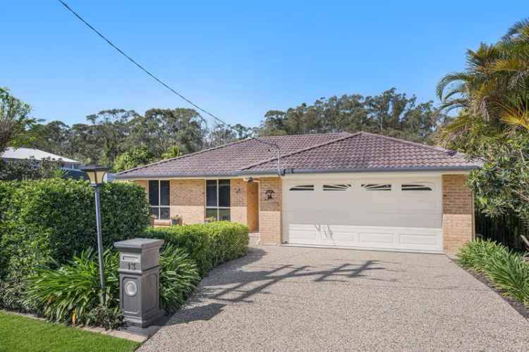 Outstanding Value Home Near Kew Golf Course