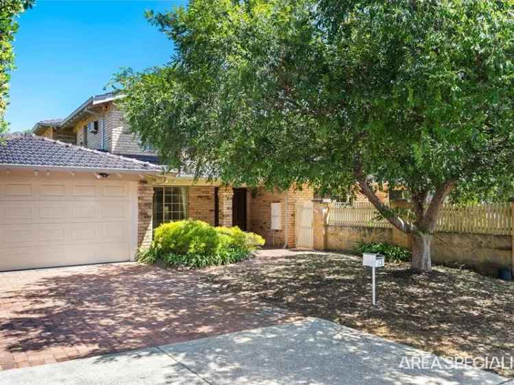 House For Sale in Town of Cambridge, Western Australia