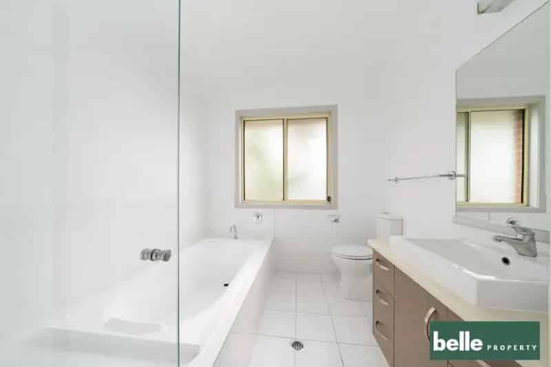 4 rooms house of 413 m² in Sydney