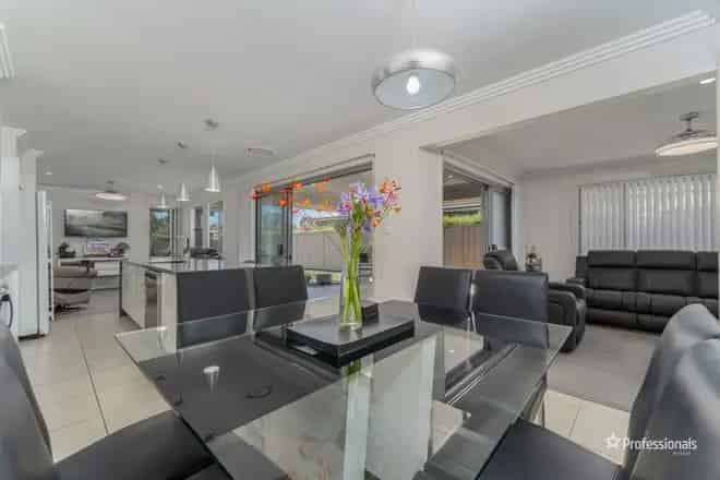 House For Sale , 10, Holmfield Drive, Armidale, New South Wales