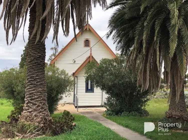 105 Year Old Renovated Church  -  Tranquil Country Escape