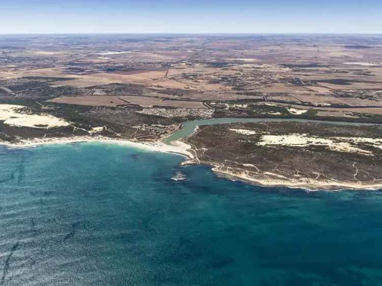 Land For Sale in City Of Greater Geraldton, Western Australia