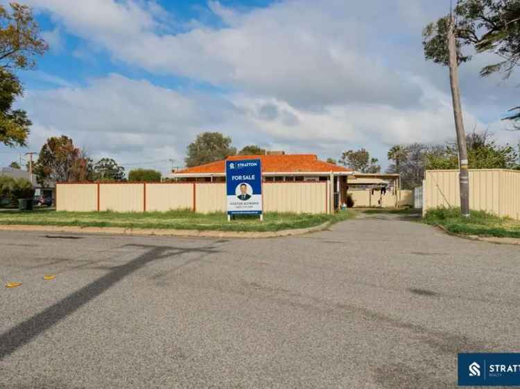 House For Sale in City of Gosnells, Western Australia