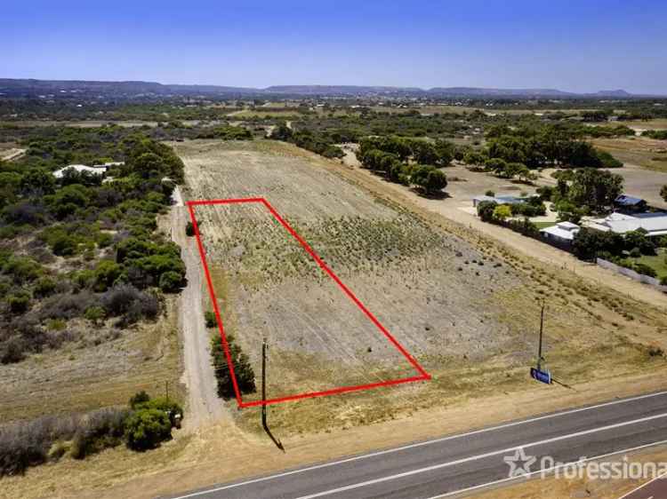 Land For Sale in Geraldton, Western Australia