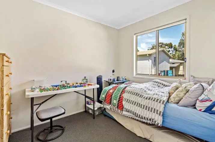 Two Bedroom Villa for Lease in Stapylton QLD