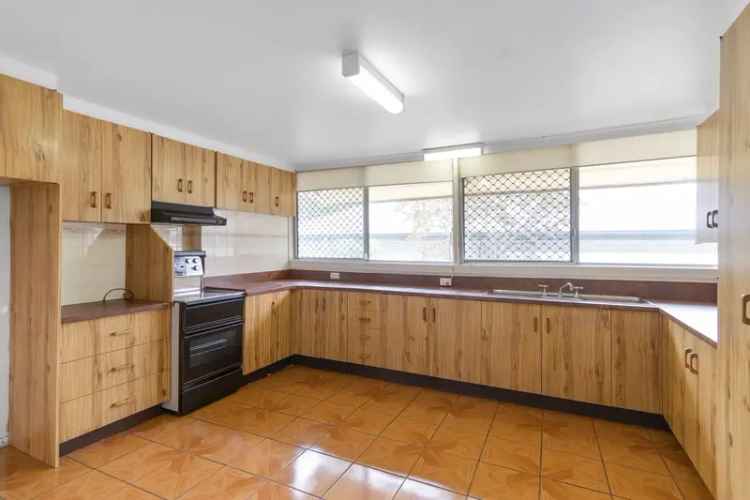 3 Bed 1 Bath House Kurri Kurri NSW For Lease