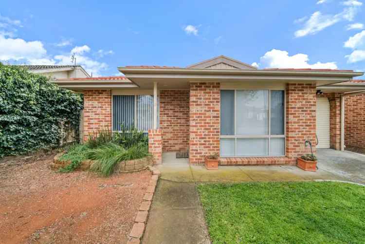 Spacious Modern Family Home in Quiet Ngunnawal