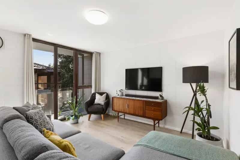 Real Estate For Lease - 2/28 Darley Street - Mona Vale , NSW