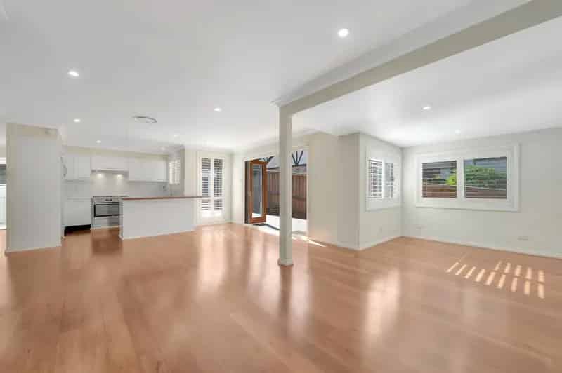 Real Estate For Lease - 2/34 Austral Avenue - Beecroft , NSW