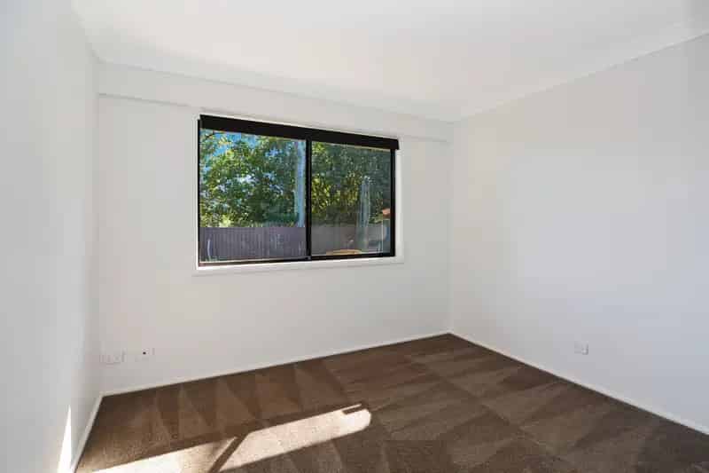 Lease Two Bedroom Studio Apartment in Niagara Park