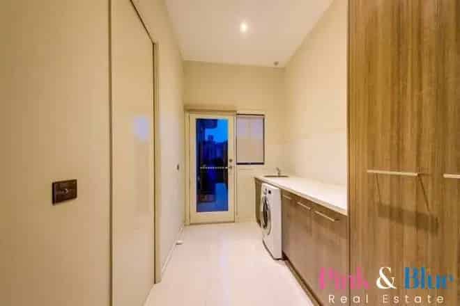 House For Rent , 5, Lamington Drive, Melbourne, Victoria