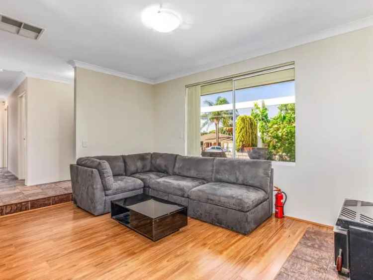 House For Sale in City of Gosnells, Western Australia